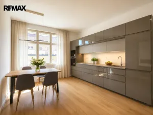 Pronájem bytu 2+kk, Praha - Vinohrady, Korunní, 53 m2