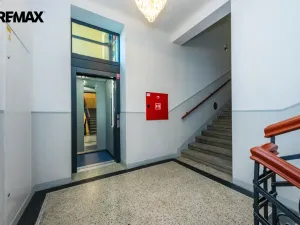 Pronájem bytu 2+kk, Praha - Vinohrady, Korunní, 53 m2