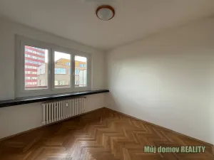 Pronájem bytu 1+1, Praha - Holešovice, U elektrárny, 40 m2