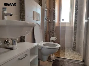 Prodej bytu 1+1, Karlovy Vary, Západní, 55 m2