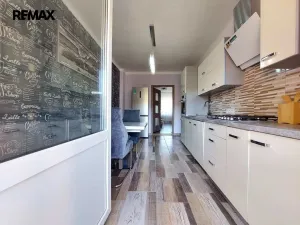 Prodej bytu 1+1, Karlovy Vary, Západní, 55 m2