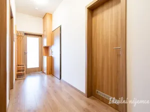 Pronájem bytu 3+kk, Praha - Hostivař, Rižská, 70 m2