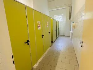 Pronájem výrobních prostor, Chodová Planá, Kyjovská, 2497 m2