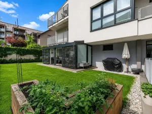 Prodej bytu 2+kk, Praha - Hrdlořezy, Mezilehlá, 51 m2