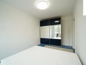 Pronájem bytu 3+kk, Praha - Petrovice, Rezlerova, 65 m2