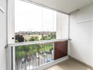 Pronájem bytu 3+1, Praha - Kobylisy, Kaňkovského, 68 m2