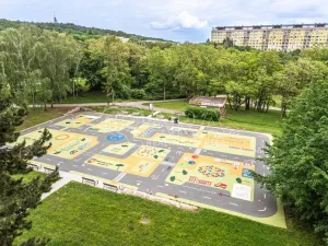 Pronájem bytu 3+1, Praha - Kobylisy, Kaňkovského, 68 m2