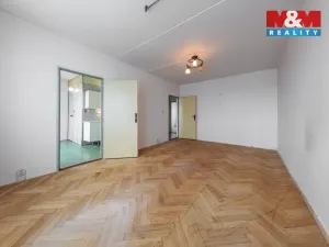 Prodej bytu 3+1, Sokolov, Švabinského, 78 m2