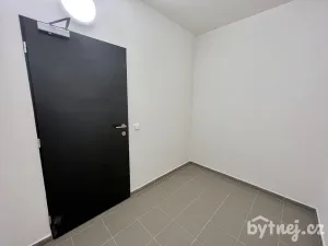 Pronájem bytu 1+kk, Vyškov - Dědice, Sídliště Osvobození, 29 m2