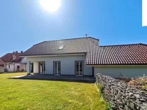 Prodej rodinného domu, Ostrov, 211 m2