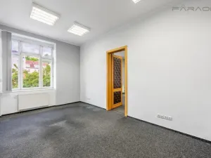 Pronájem kanceláře, Praha - Žižkov, Jeseniova, 54 m2
