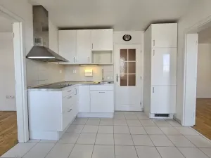 Pronájem bytu 2+1, Praha, Braunerova, 46 m2