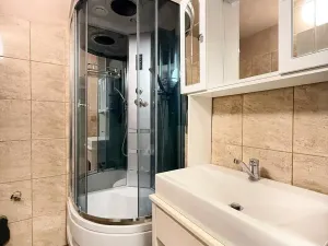Prodej bytu 3+1, Krupka - Maršov, Dukelských hrdinů, 68 m2