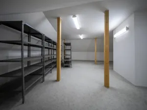 Prodej komerční nemovitosti, Valašské Meziříčí, Poláškova, 250 m2