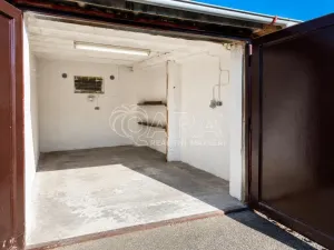 Pronájem garáže, Tábor - Měšice, Sezimovská, 18 m2