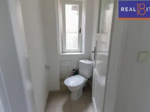 Pronájem bytu 1+1, Praha, Jugoslávských partyzánů, 41 m2