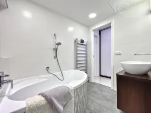 Prodej bytu 3+kk, Praha - Hlubočepy, Wassermannova, 72 m2