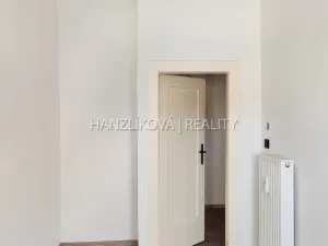 Pronájem bytu 2+kk, České Budějovice - České Budějovice 6, Nádražní, 32 m2