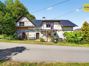 Prodej rodinného domu, Valašské Meziříčí - Podlesí, 255 m2