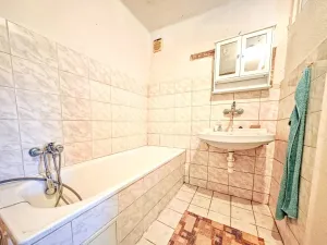 Prodej rodinného domu, Podhořany u Ronova, 87 m2