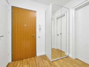 Pronájem bytu 2+kk, Praha - Karlín, Rohanské nábřeží, 52 m2
