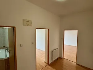Pronájem bytu 2+1, Opava - Kateřinky, Černá, 77 m2