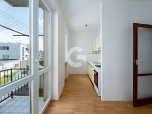 Prodej bytu 3+1, Zlín, Santražiny, 63 m2