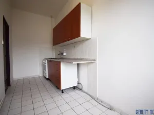 Pronájem bytu 1+1, Ústí nad Labem - Krásné Březno, Drážďanská, 42 m2