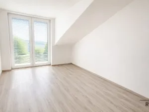 Pronájem bytu 4+kk, Lipůvka, 79 m2