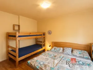 Prodej bytu 3+1, Tlučná, V Rybníčkách, 57 m2