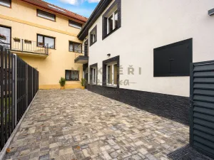 Prodej bytu 2+kk, Praha - Zbraslav, Elišky Přemyslovny, 63 m2
