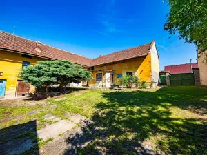 Prodej rodinného domu, Cítov, 400 m2