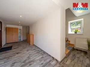 Prodej činžovního domu, Janov nad Nisou - Loučná nad Nisou, 340 m2