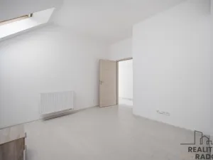 Pronájem bytu 2+kk, Pardubice, Dašická, 62 m2
