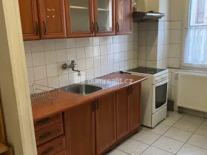 Pronájem bytu 4+1, Praha - Kobylisy, Zenklova, 15 m2