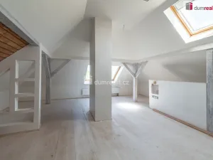 Prodej rodinného domu, Sadov - Lesov, 300 m2