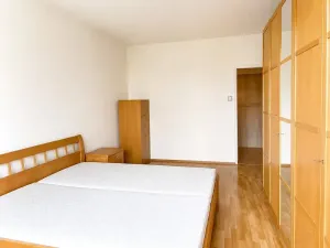 Pronájem bytu 2+1, Praha - Střešovice, Střešovická, 56 m2