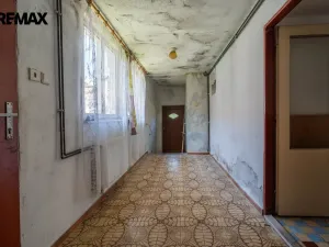Prodej rodinného domu, Zlátenka, 425 m2