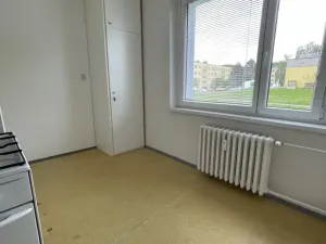 Pronájem bytu 1+1, Ostrava - Poruba, Vincence Makovského, 38 m2