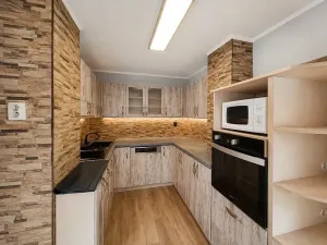 Prodej obchodního prostoru, Svárov, 280 m2