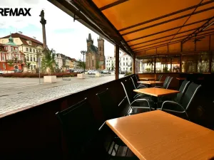 Prodej restaurace, Hradec Králové, Velké náměstí, 350 m2