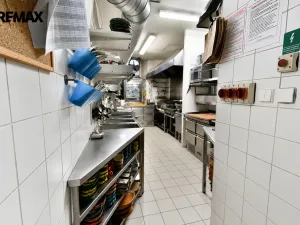 Prodej restaurace, Hradec Králové, Velké náměstí, 350 m2