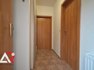 Pronájem bytu 1+kk, Brno, Vomáčkova, 39 m2