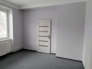 Pronájem bytu 2+1, Karlovy Vary, Moskevská, 85 m2