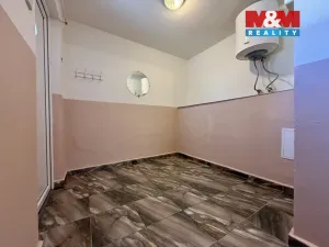 Pronájem komerční nemovitosti, Kladno - Kročehlavy, Kozinova, 22 m2