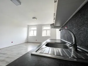Pronájem bytu 3+kk, Humpolec, Horní náměstí, 65 m2
