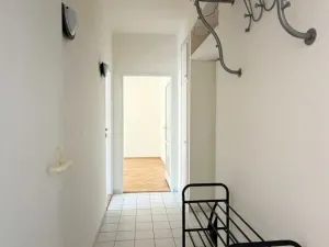 Pronájem bytu 2+1, Praha - Veleslavín, Šumberova, 53 m2