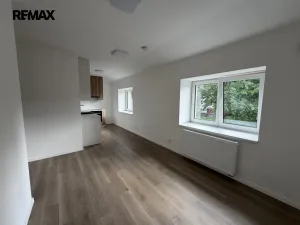 Pronájem bytu 2+kk, Lanškroun - Žichlínské Předměstí, Komenského, 34 m2