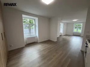 Pronájem bytu 3+1, Lanškroun - Žichlínské Předměstí, Komenského, 81 m2
