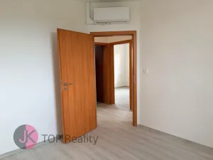 Pronájem rodinného domu, Praha - Uhříněves, Vlárská, 100 m2